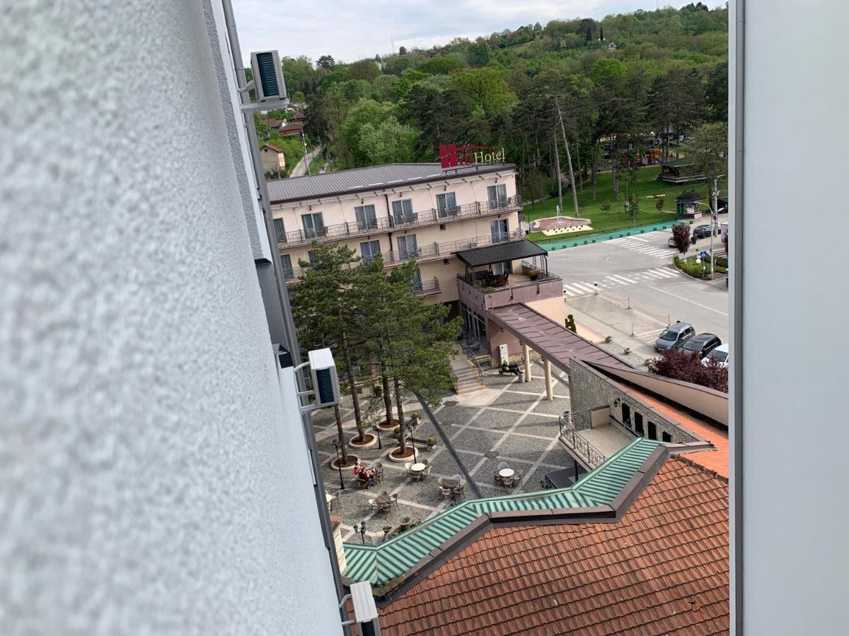 Aparthotel De Lux Nedeljkovic Jagodina Exteriér fotografie