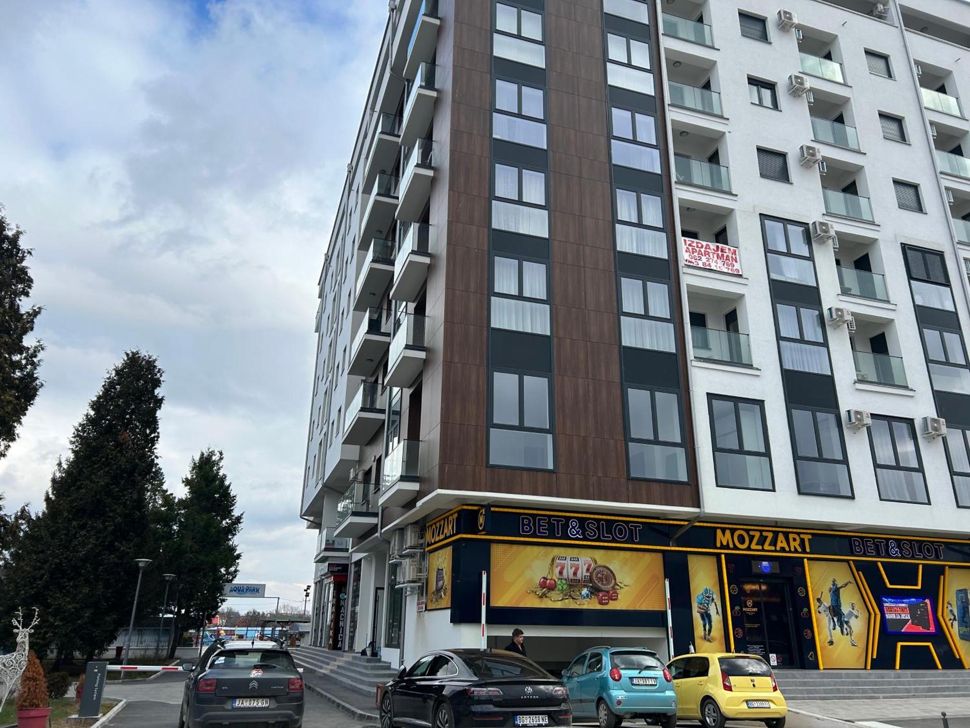 Aparthotel De Lux Nedeljkovic Jagodina Exteriér fotografie