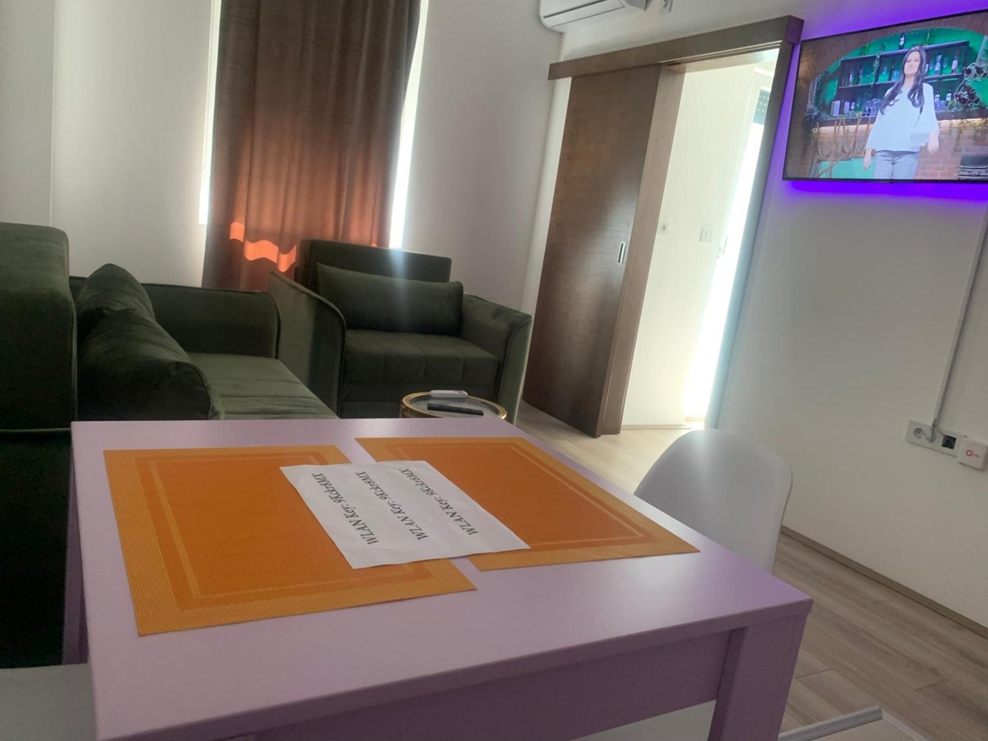 Aparthotel De Lux Nedeljkovic Jagodina Exteriér fotografie