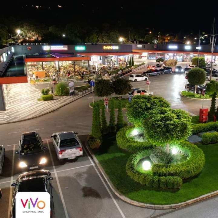 Aparthotel De Lux Nedeljkovic Jagodina Exteriér fotografie
