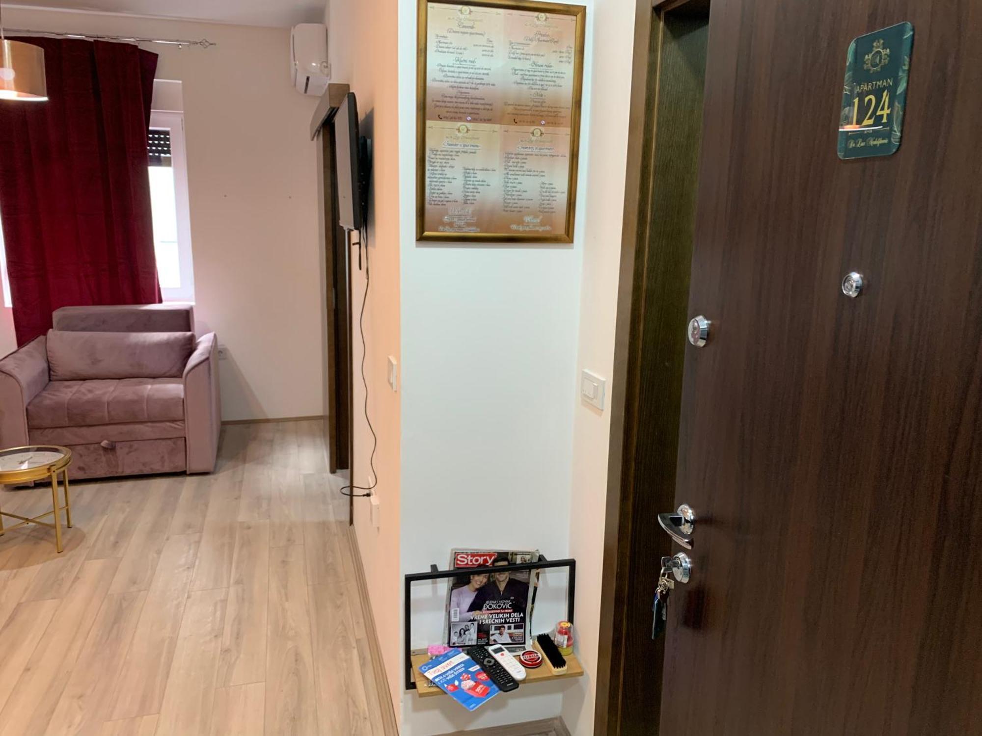 Aparthotel De Lux Nedeljkovic Jagodina Exteriér fotografie